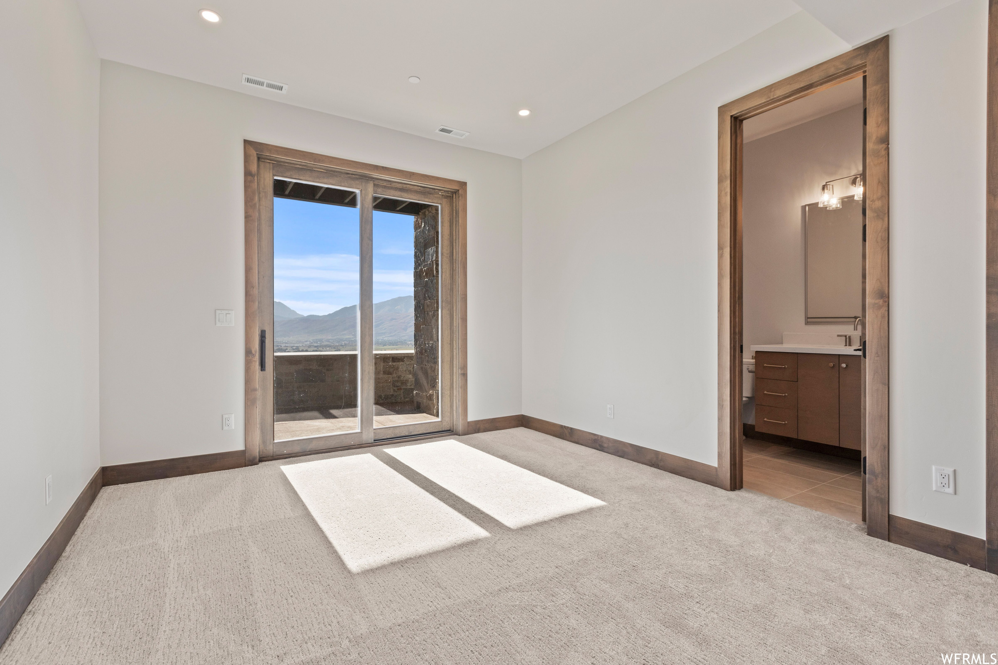 1417 N GOLD MOUNTAIN CIR #467
