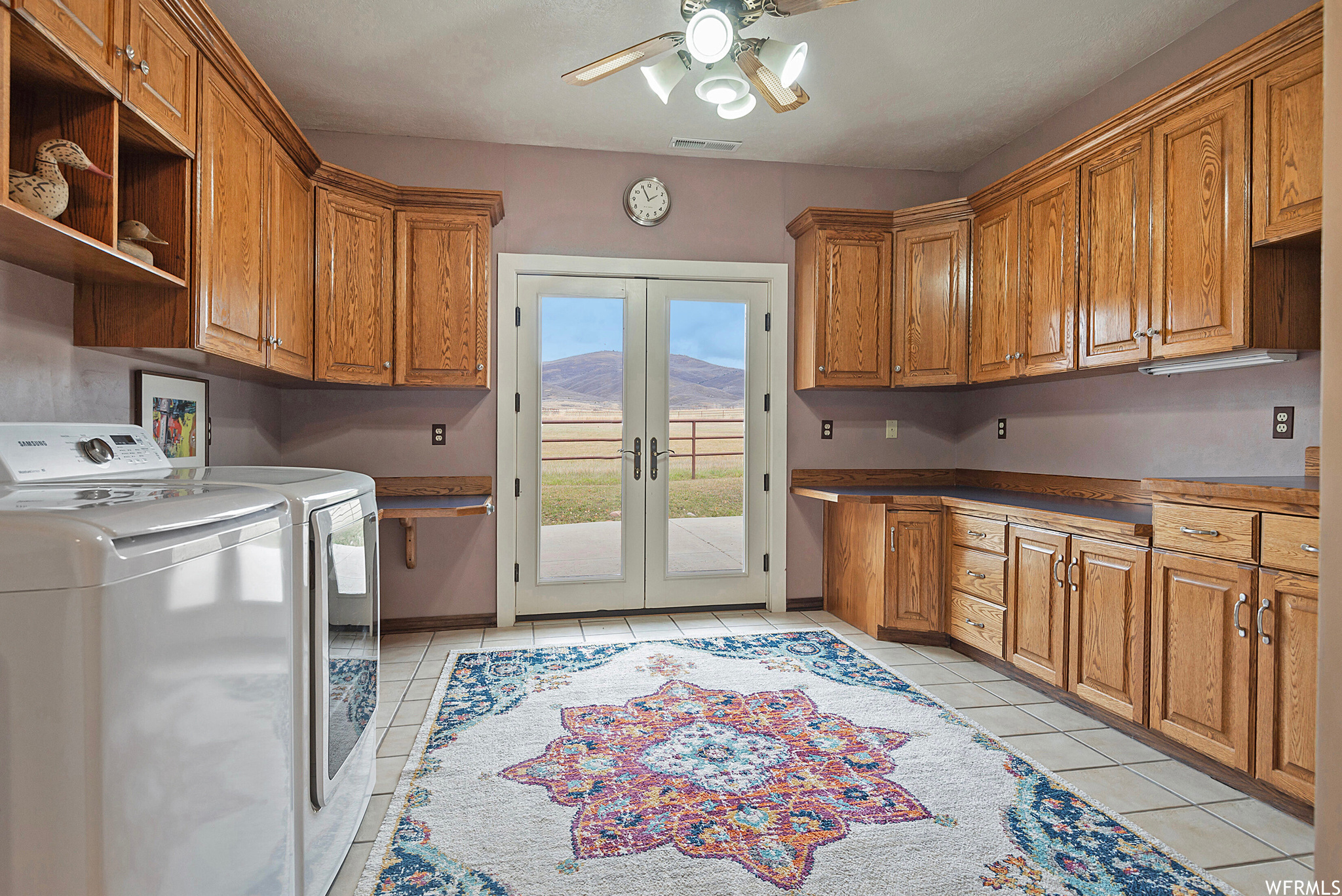 1359 W HYLANDER DR