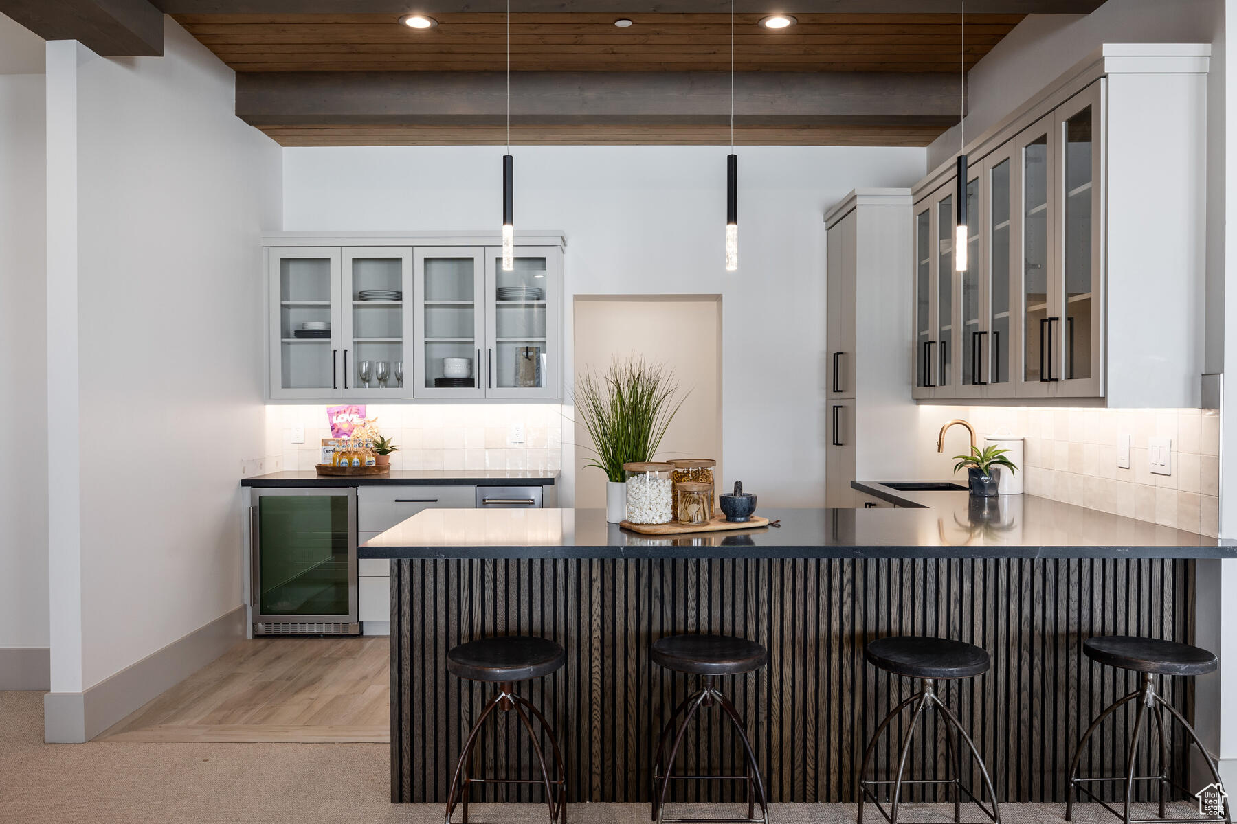 2704 E BOULDER TOP LOOP