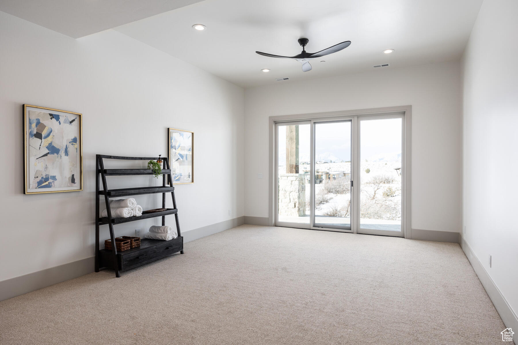 2704 E BOULDER TOP LOOP