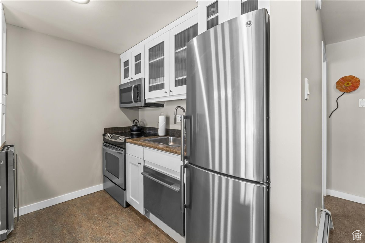 1482 EMPIRE AVE #308