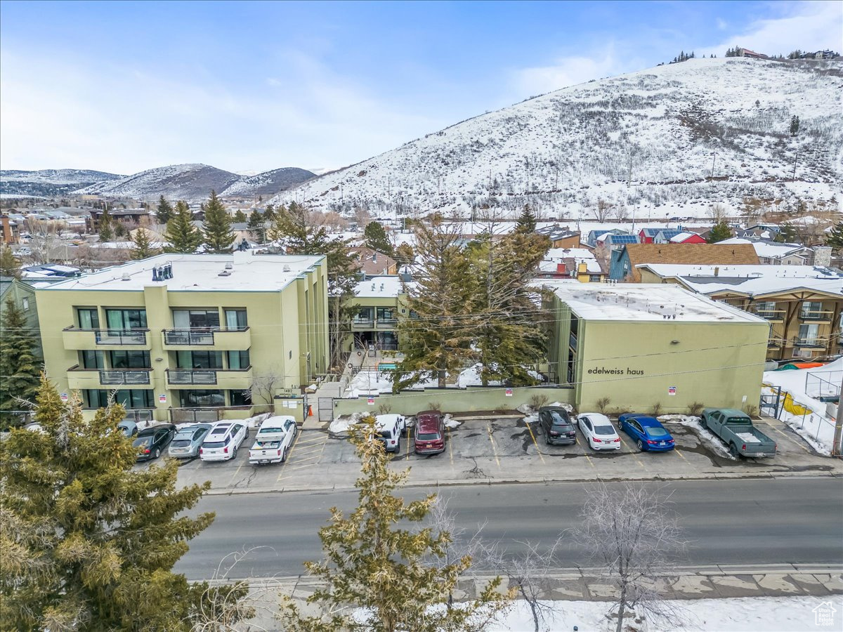 1482 EMPIRE AVE #308