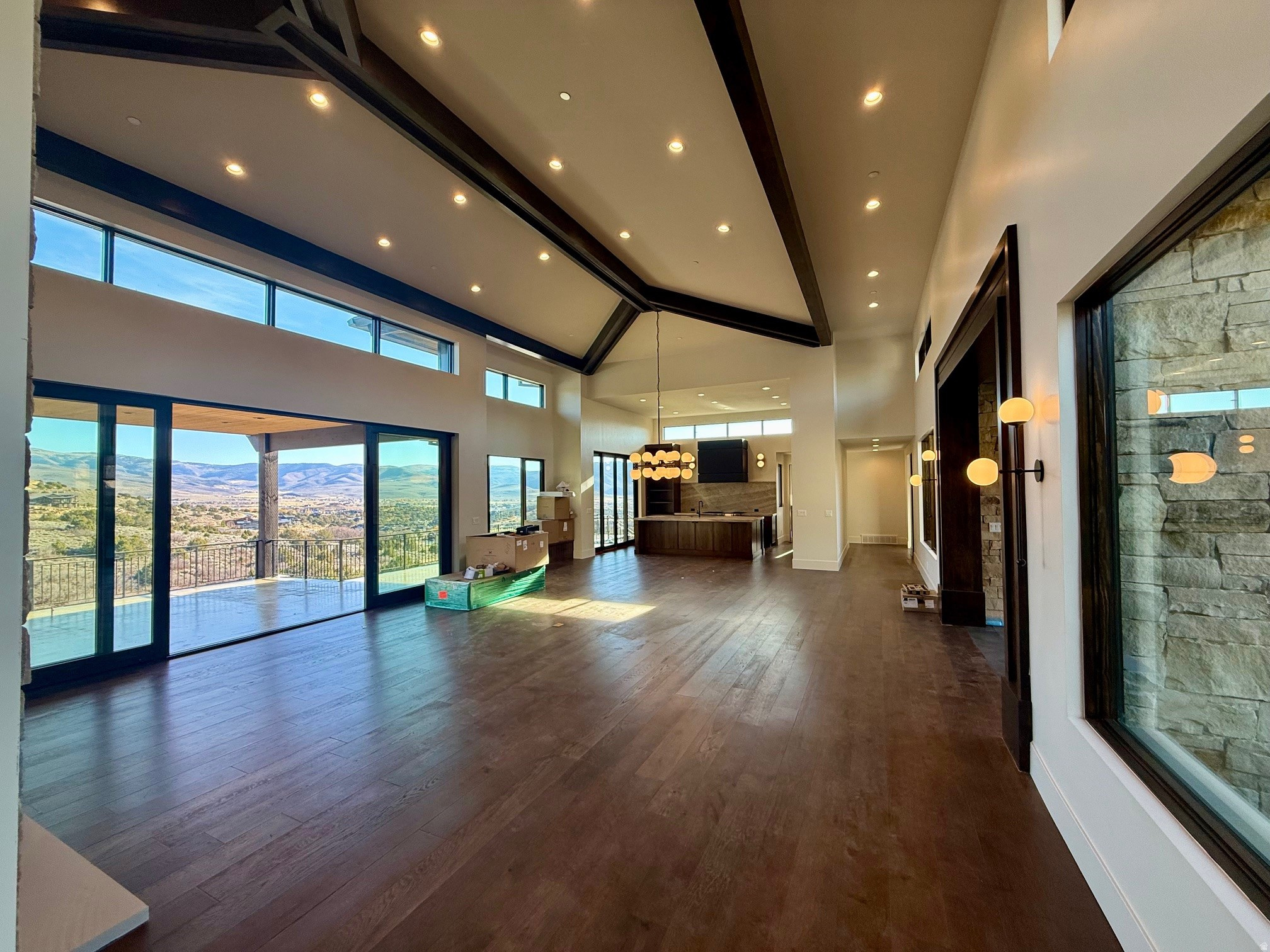 2754 E BOULDER TOP LOOP