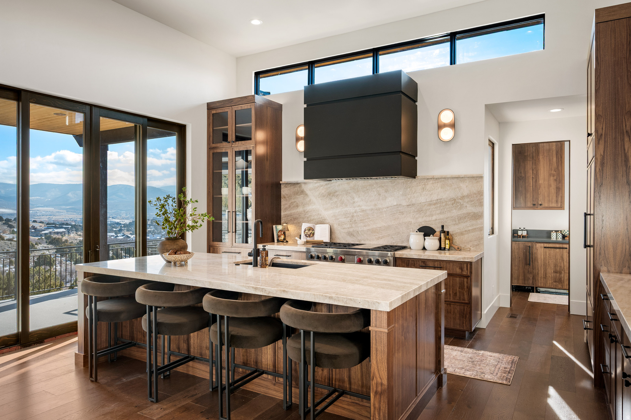 2754 E BOULDER TOP LOOP