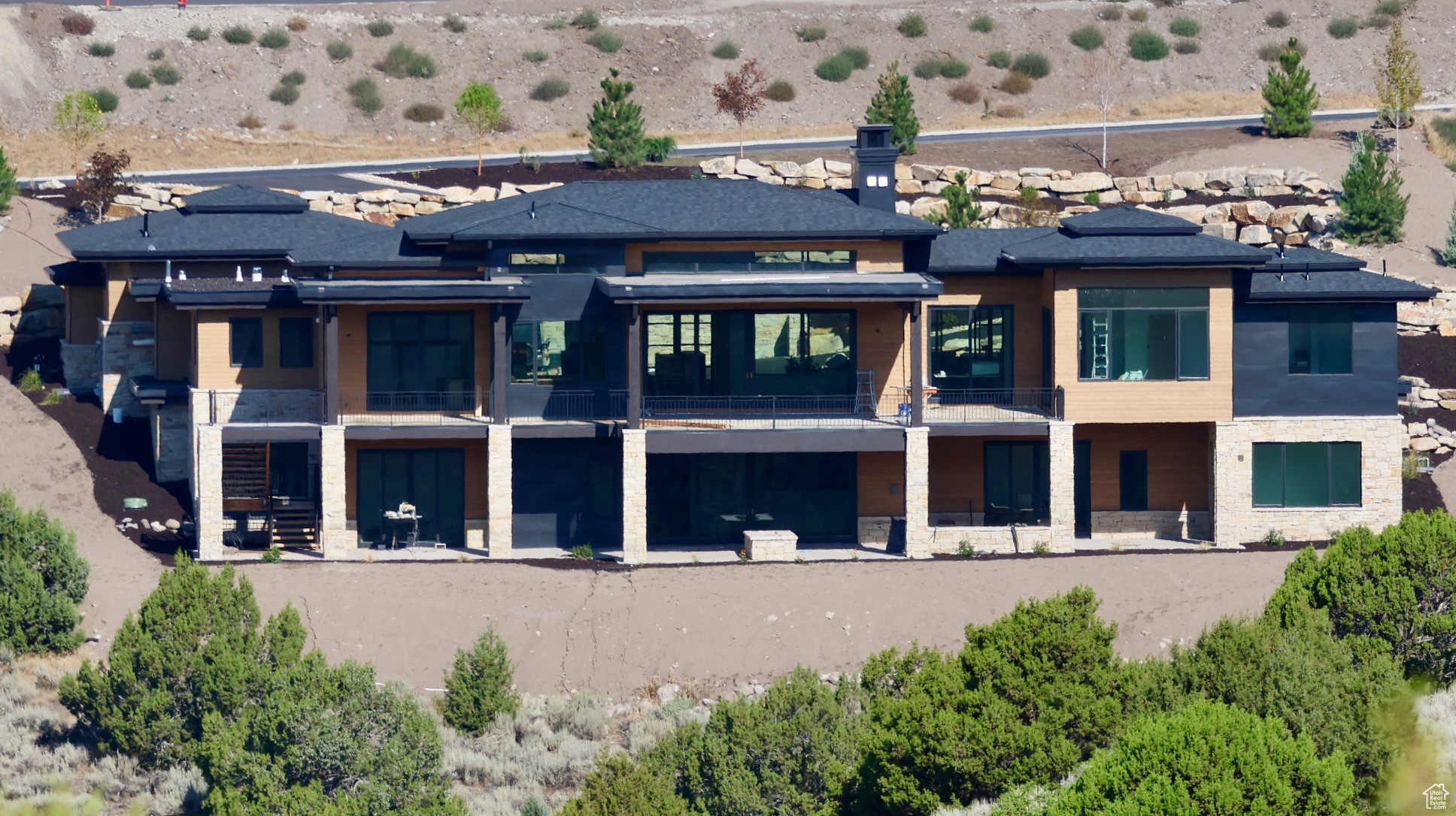 2754 E BOULDER TOP LOOP