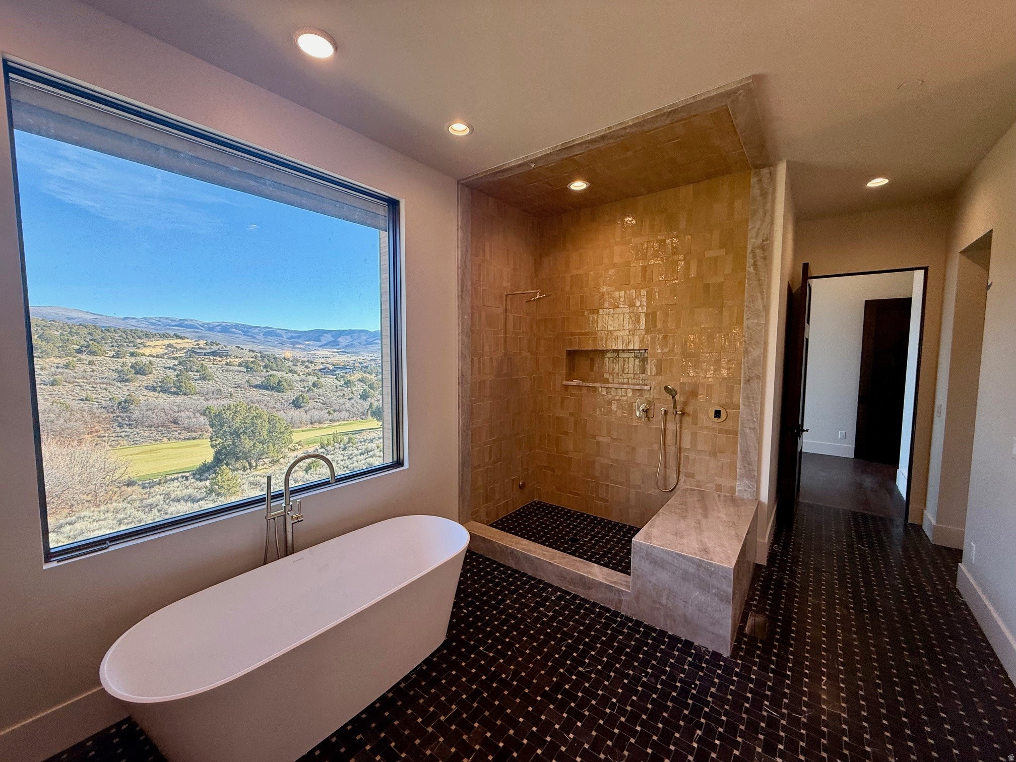 2754 E BOULDER TOP LOOP