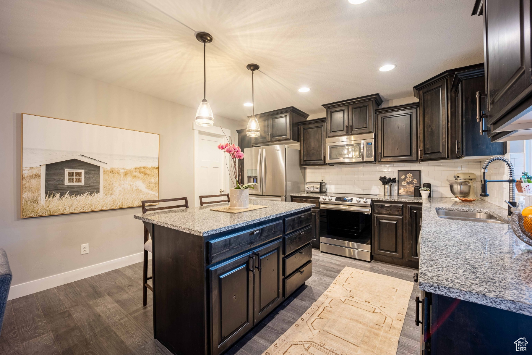 528 W AUTUMN HILLS BLVD