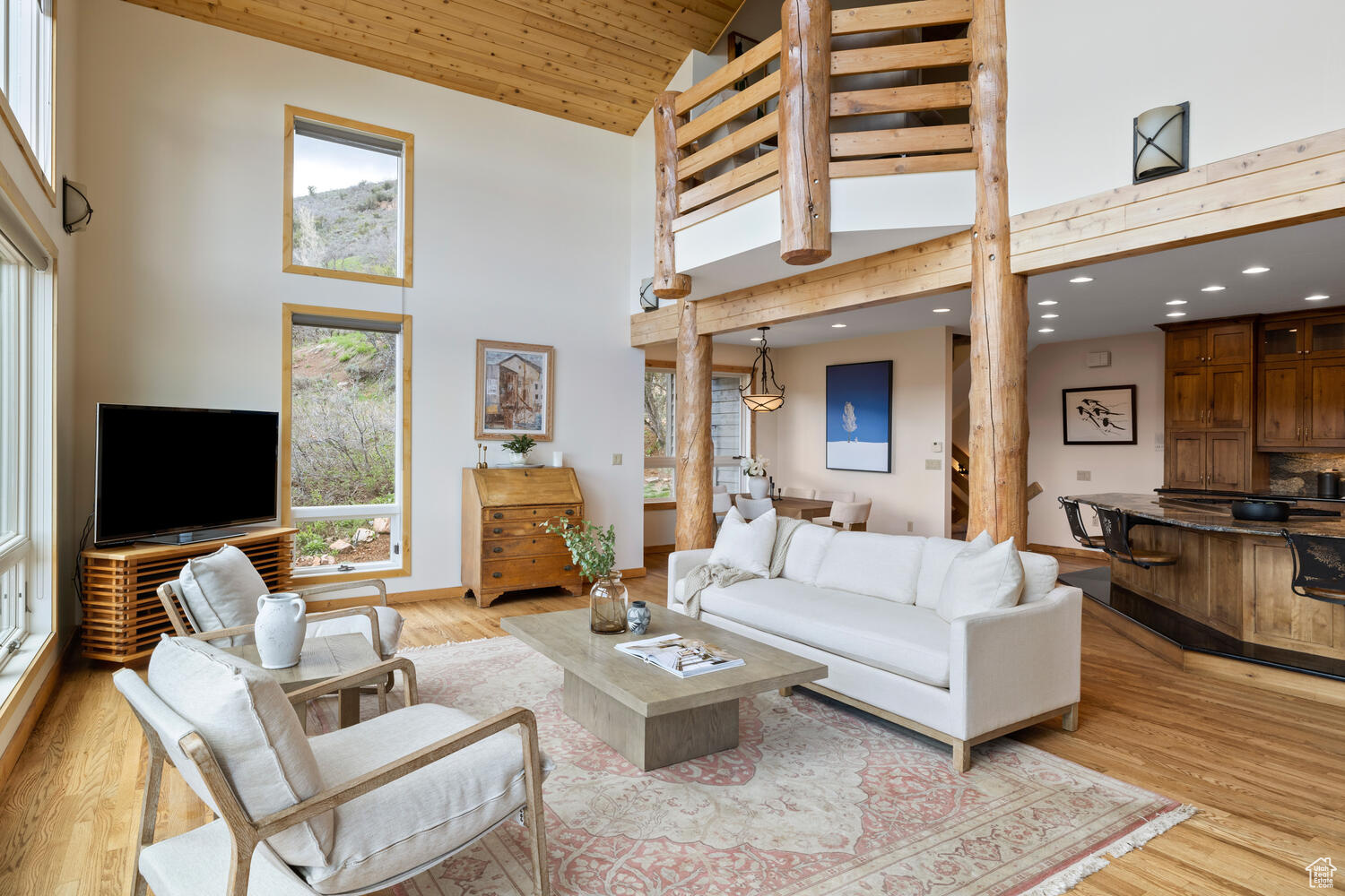 7688 BUCKBOARD DR