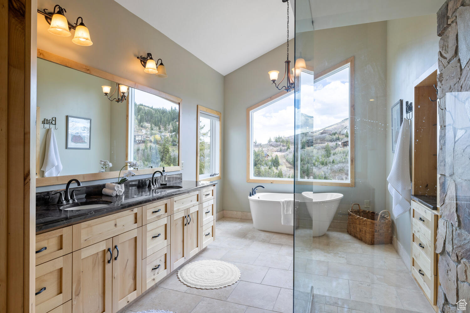 7688 BUCKBOARD DR