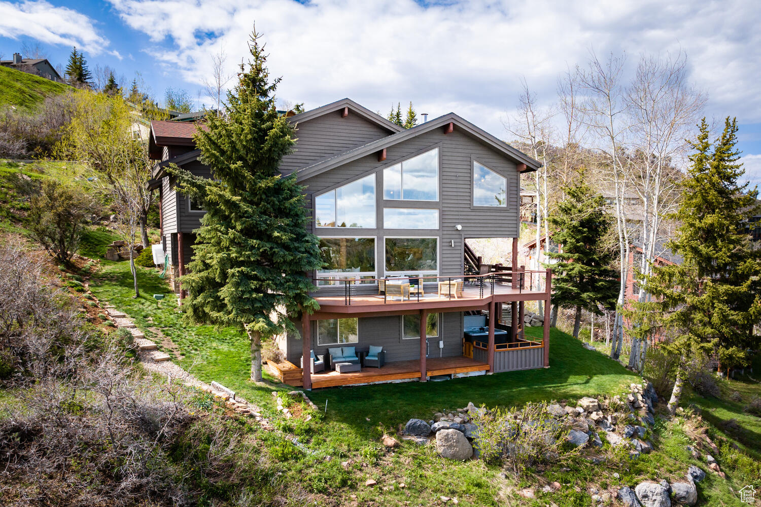 7688 BUCKBOARD DR
