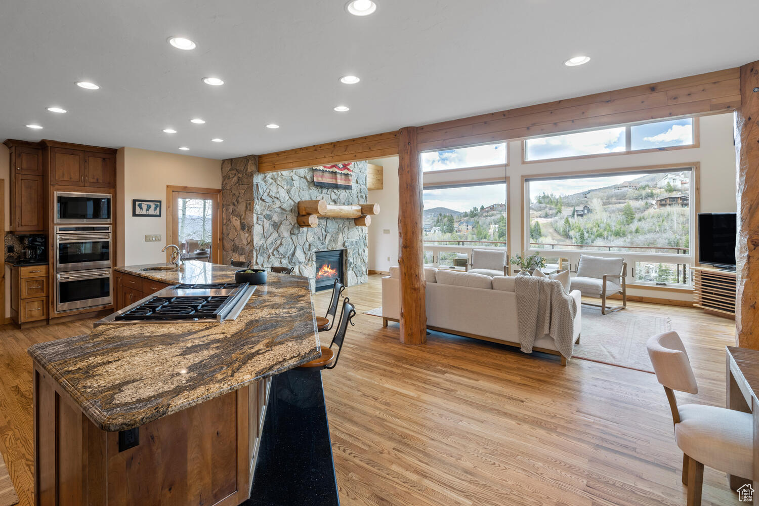 7688 BUCKBOARD DR