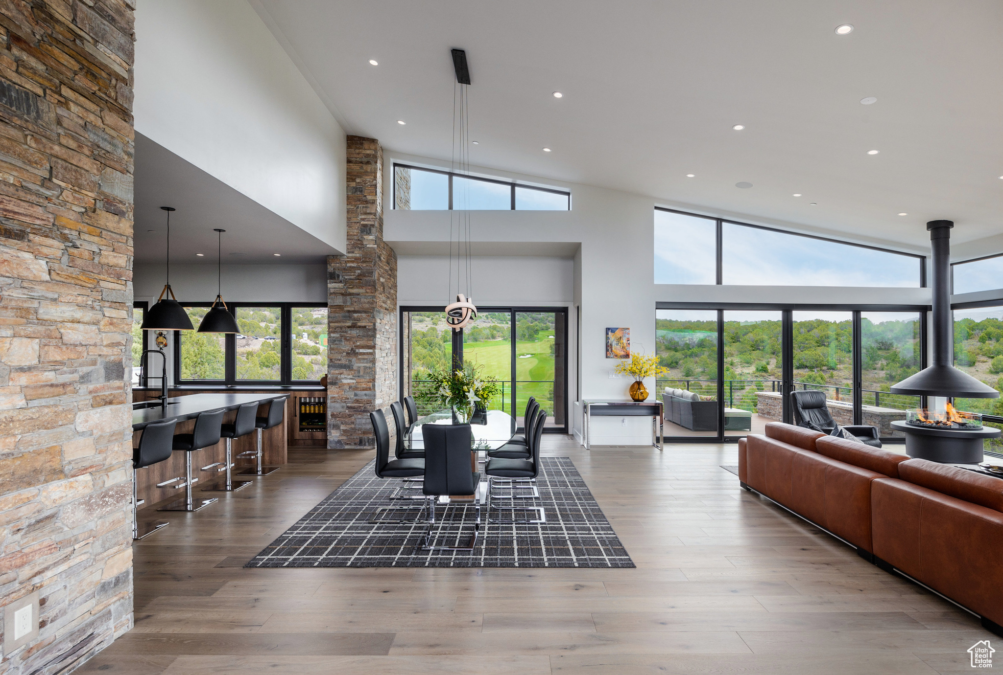 2778 E BOULDER TOP LOOP