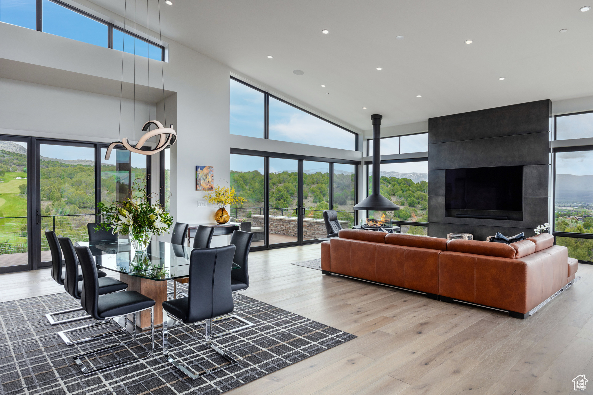 2778 E BOULDER TOP LOOP