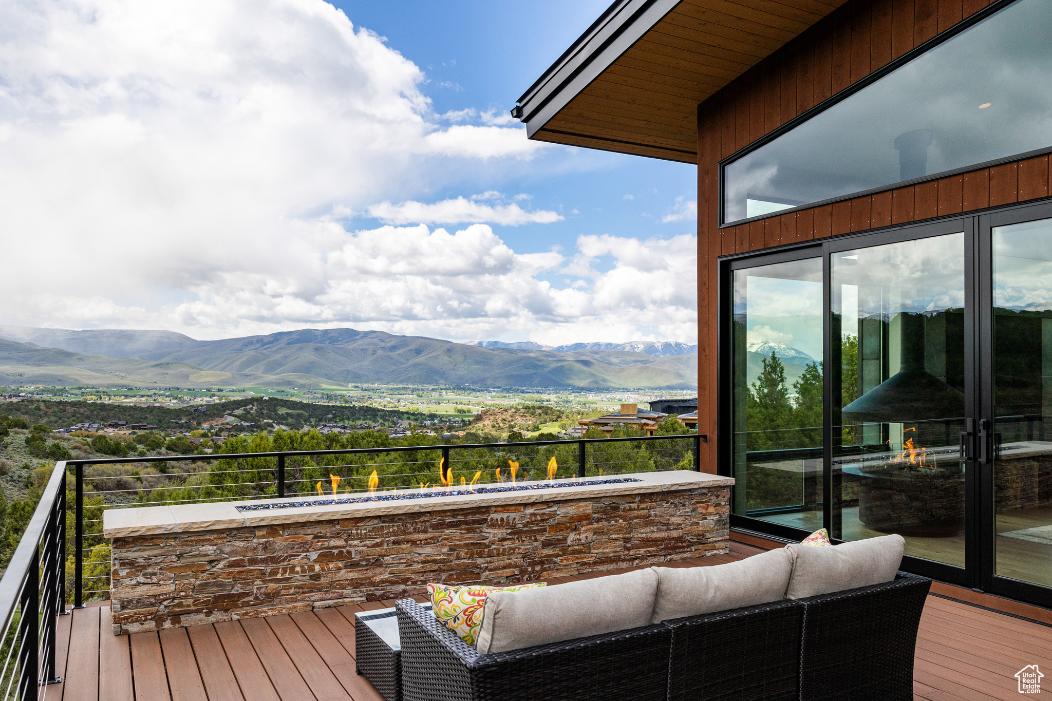 2778 E BOULDER TOP LOOP
