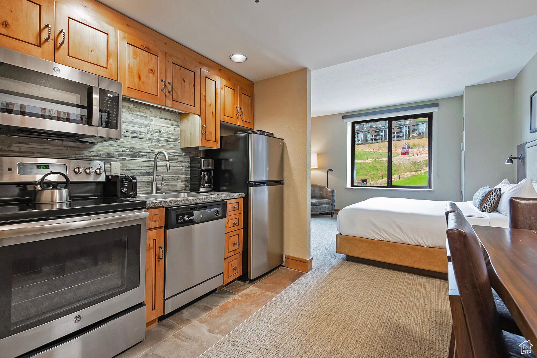 3855 N GRAND SUMMIT DR #468