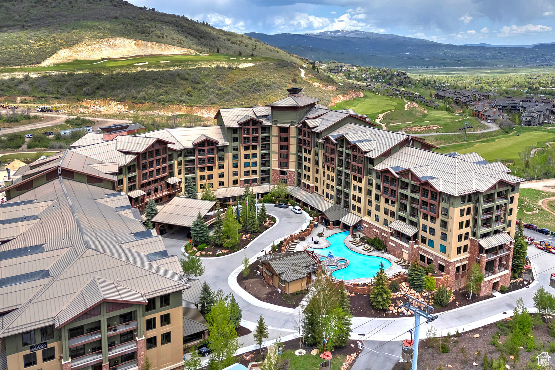 3855 N GRAND SUMMIT DR #468