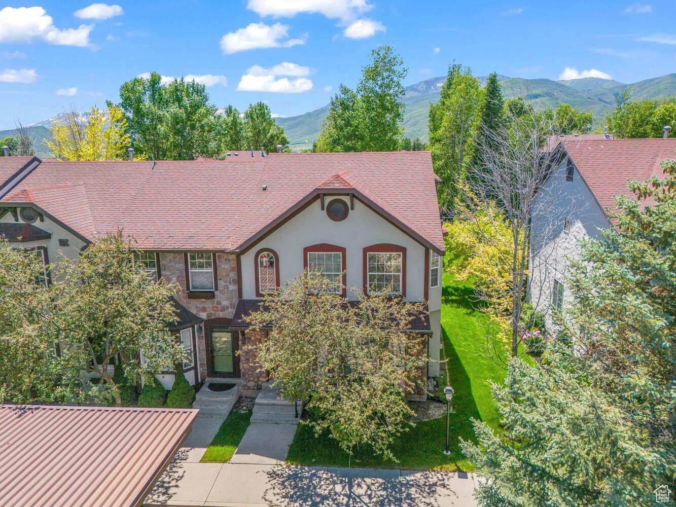 164 GENEVA DR
