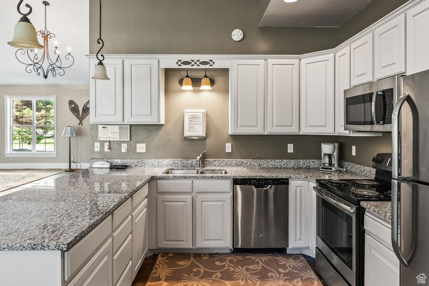 164 GENEVA DR