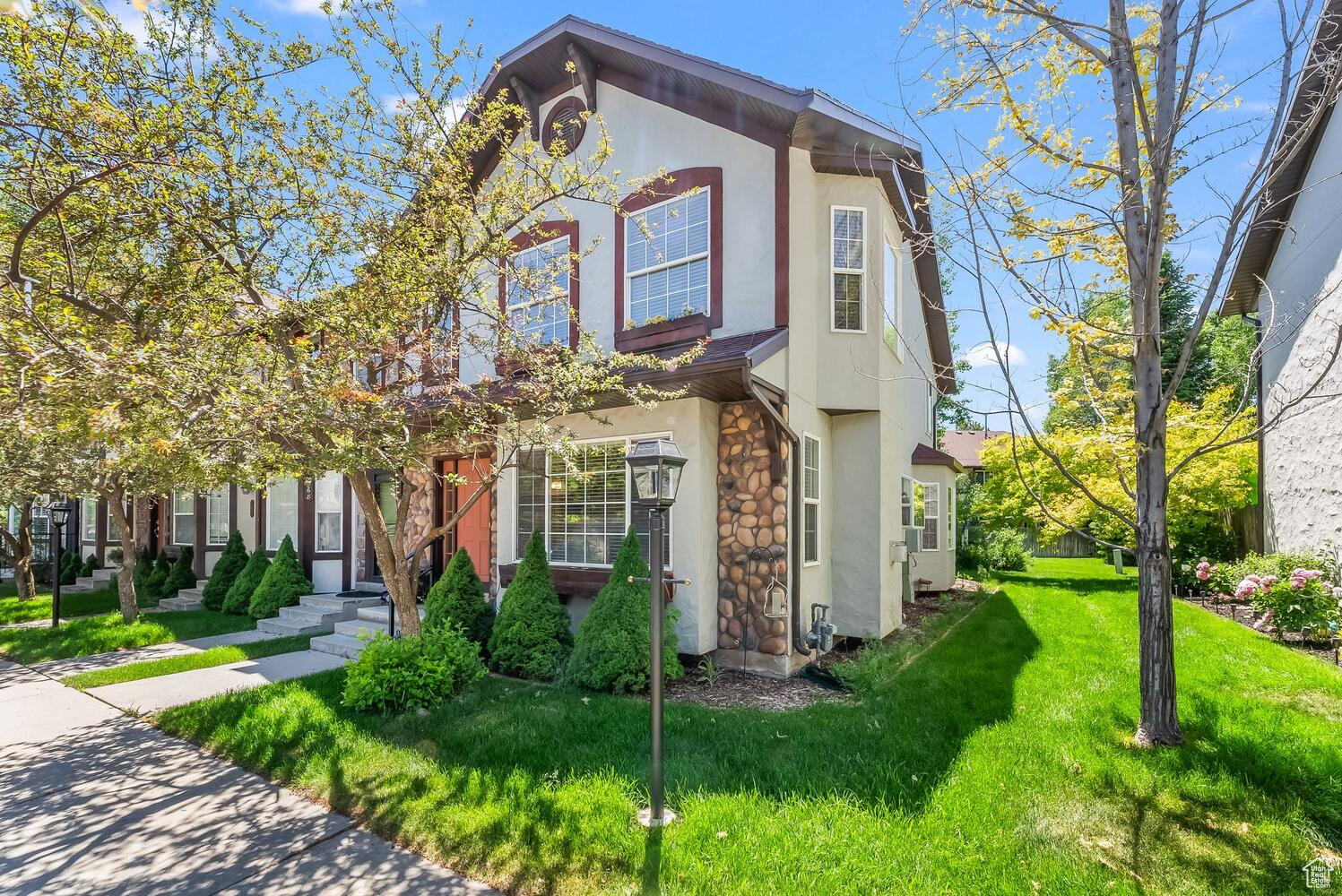 164 GENEVA DR