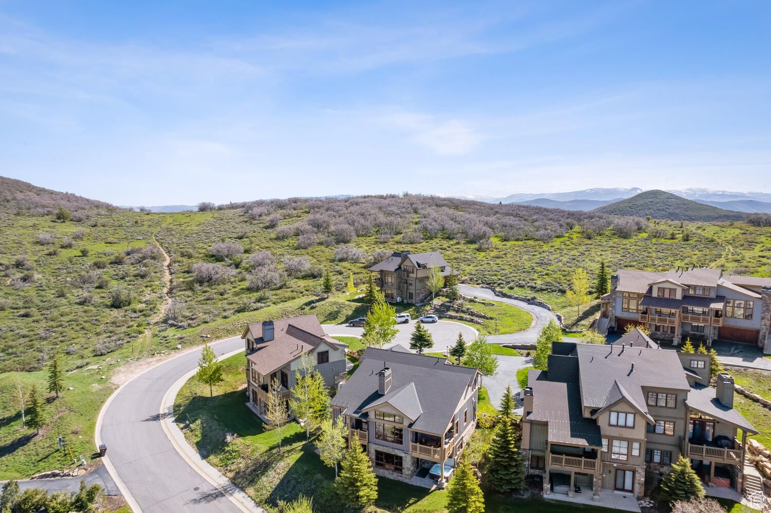 1514 APRIL MOUNTAIN DR