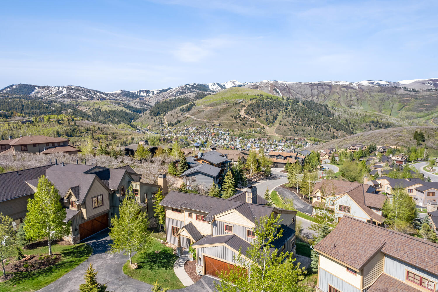 1514 APRIL MOUNTAIN DR