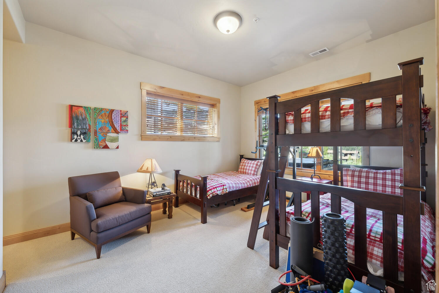 1514 APRIL MOUNTAIN DR