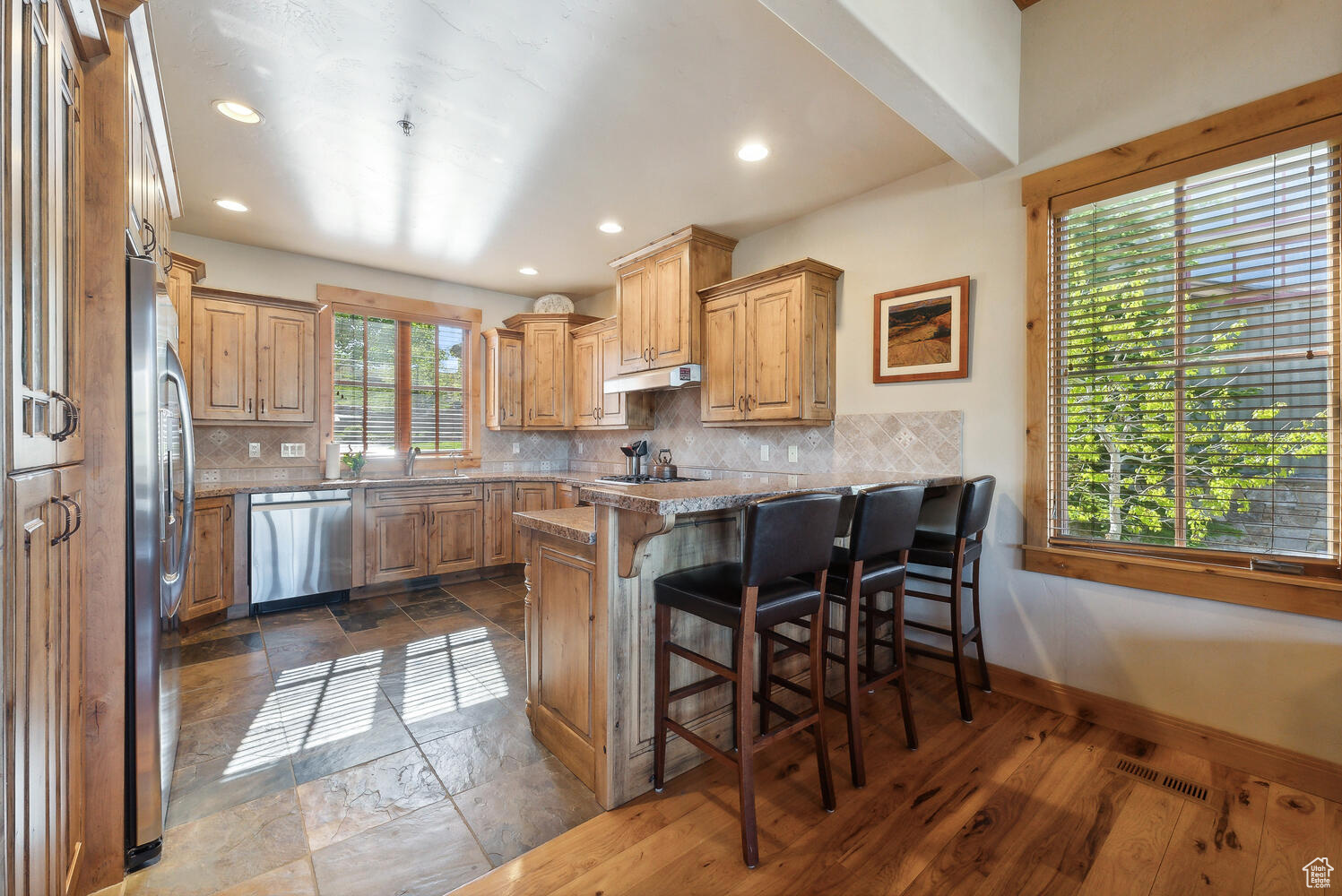 1514 APRIL MOUNTAIN DR