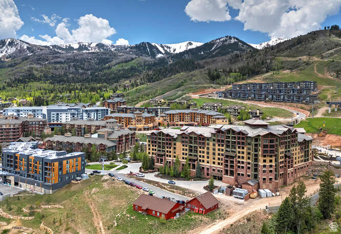 3855 GRAND SUMMIT DR #514 Q1