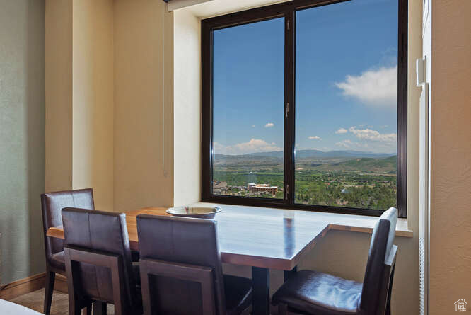3855 GRAND SUMMIT DR #514 Q1
