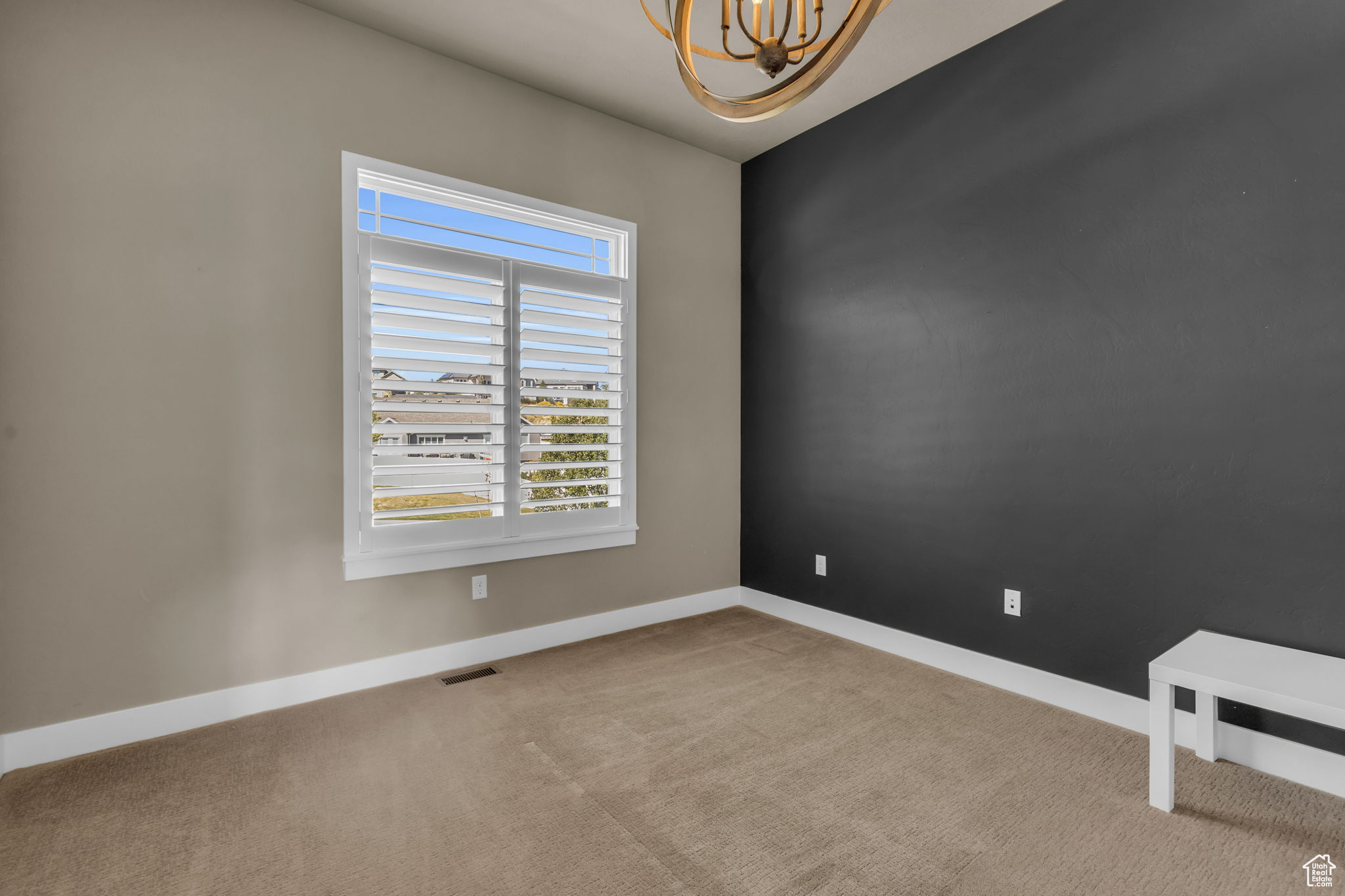 5137 W AMBERMONT DR