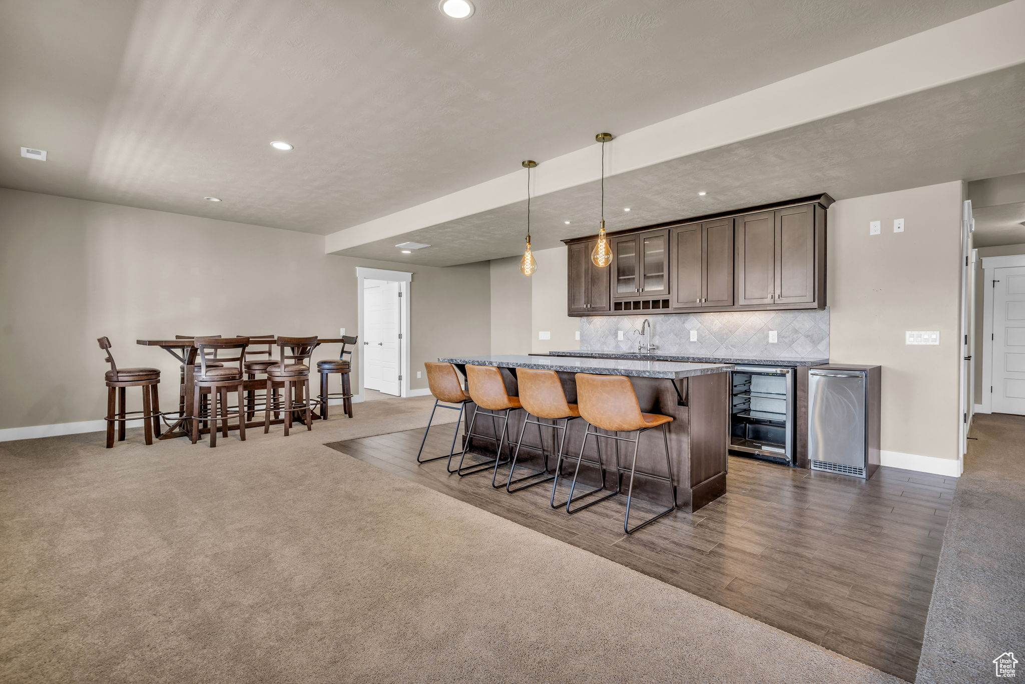 5137 W AMBERMONT DR