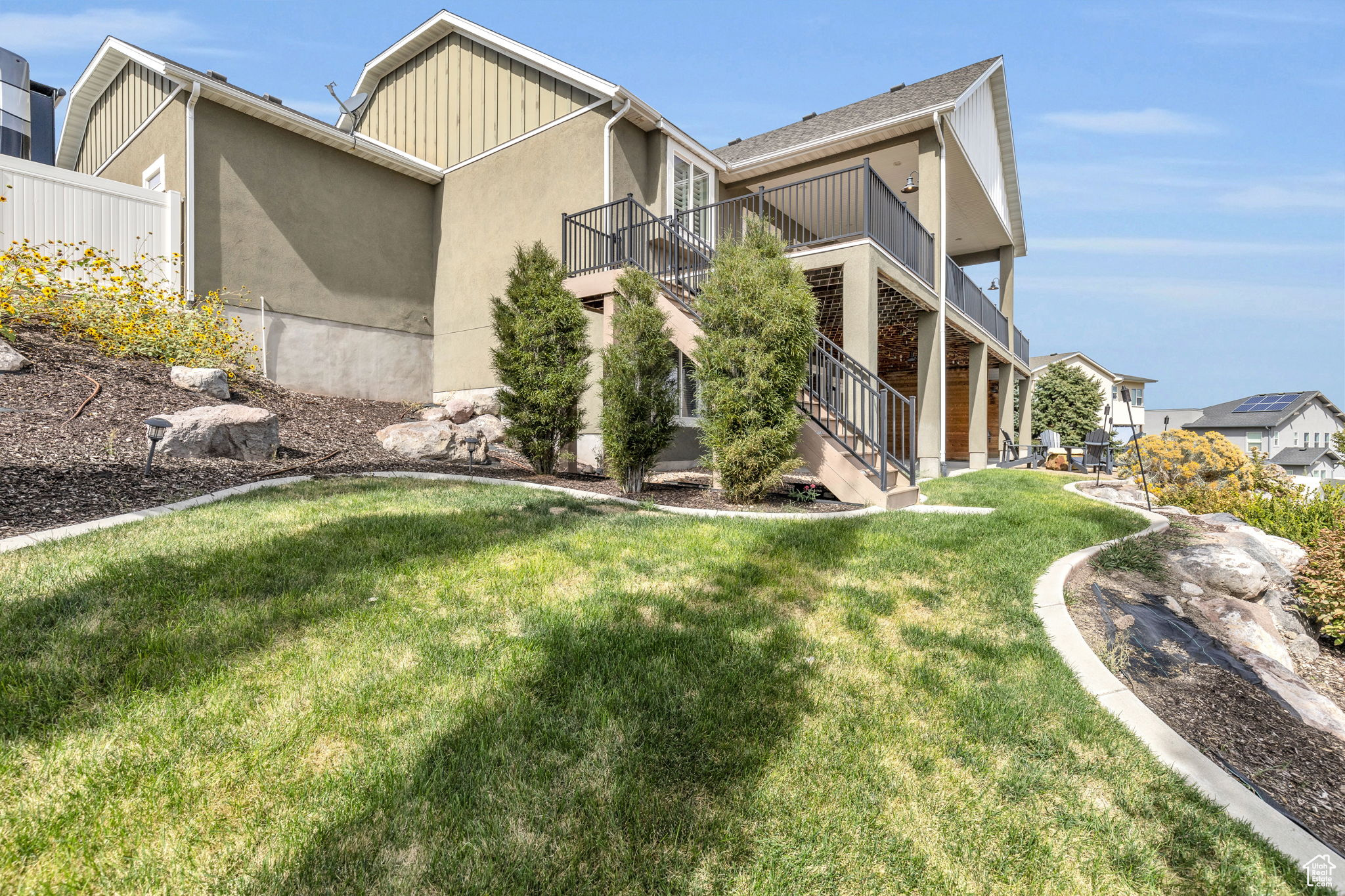 5137 W AMBERMONT DR
