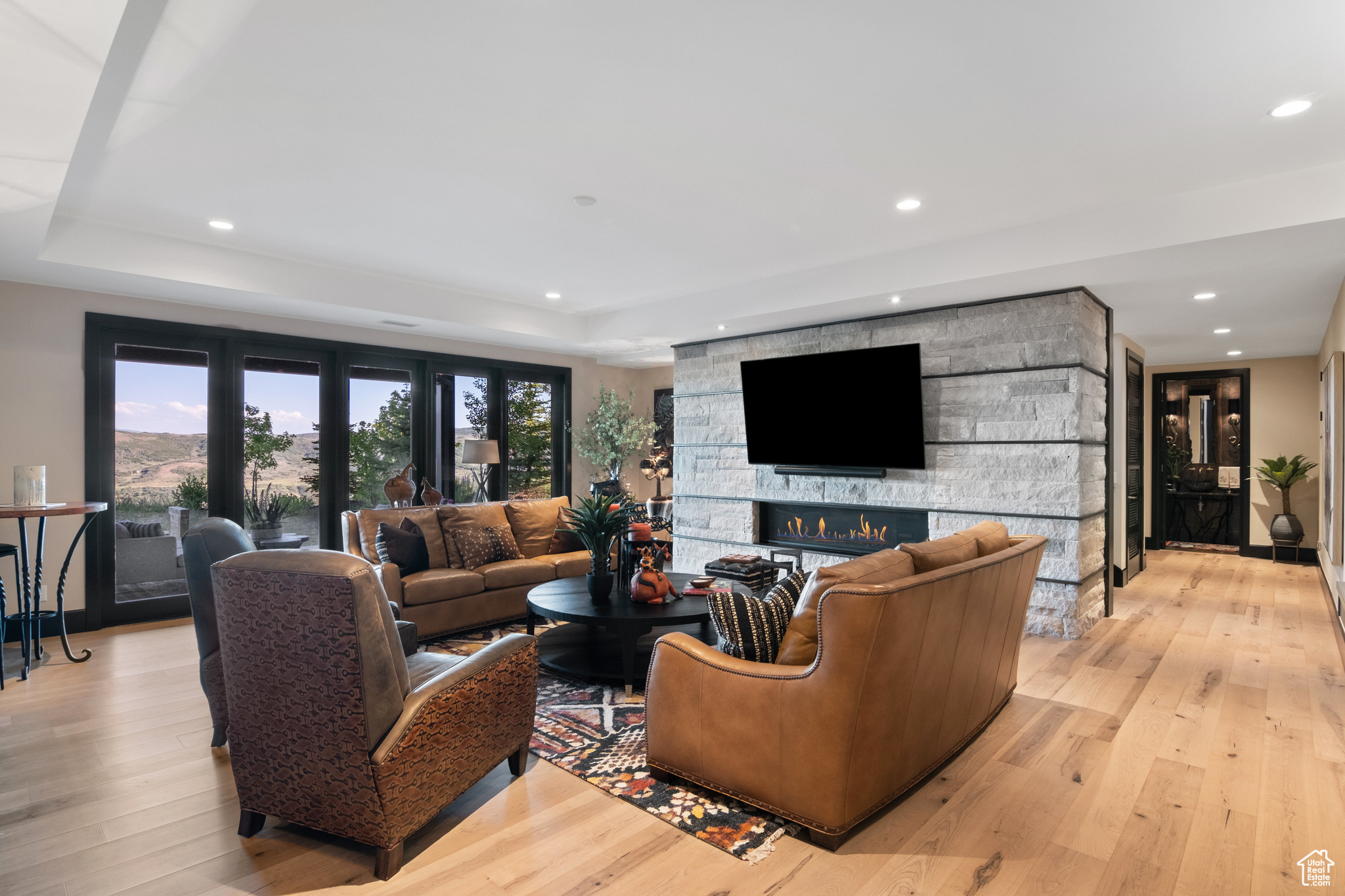 9233 CLOUD REST COURT