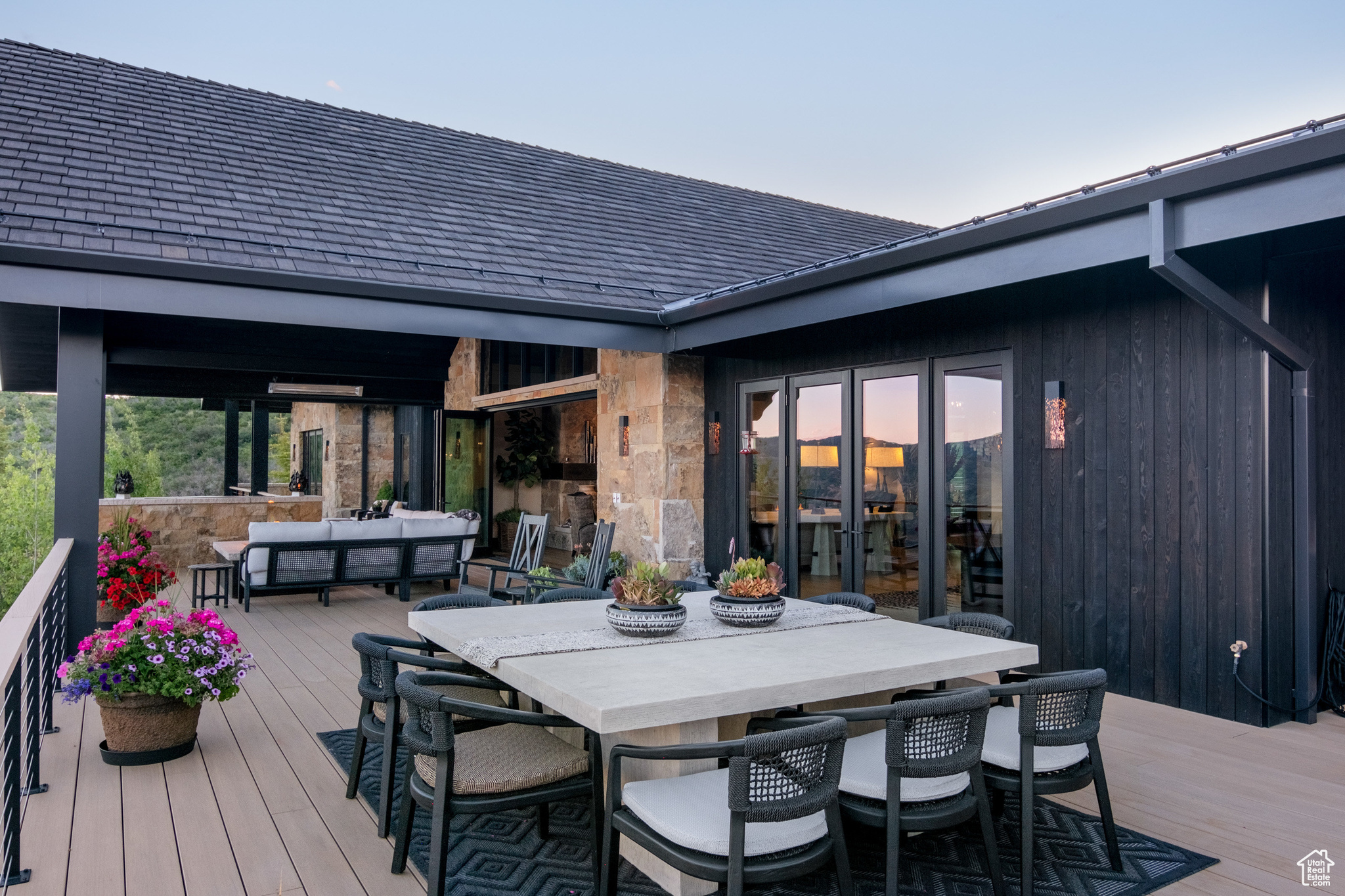 9233 CLOUD REST COURT