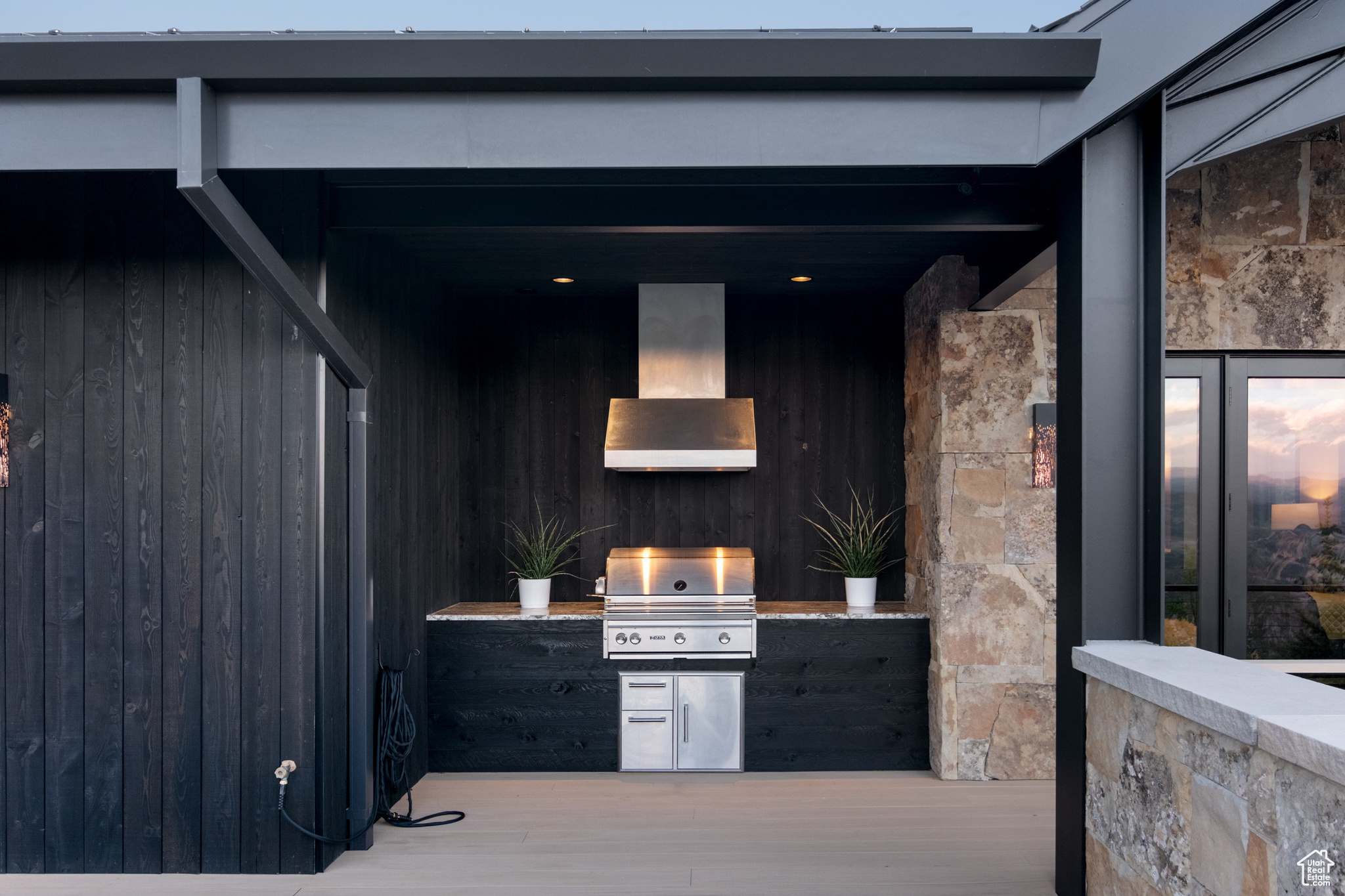 9233 CLOUD REST COURT