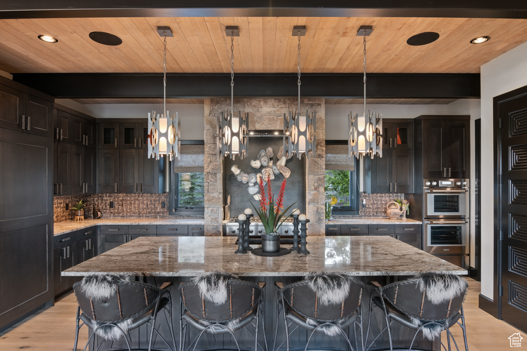 9233 CLOUD REST COURT
