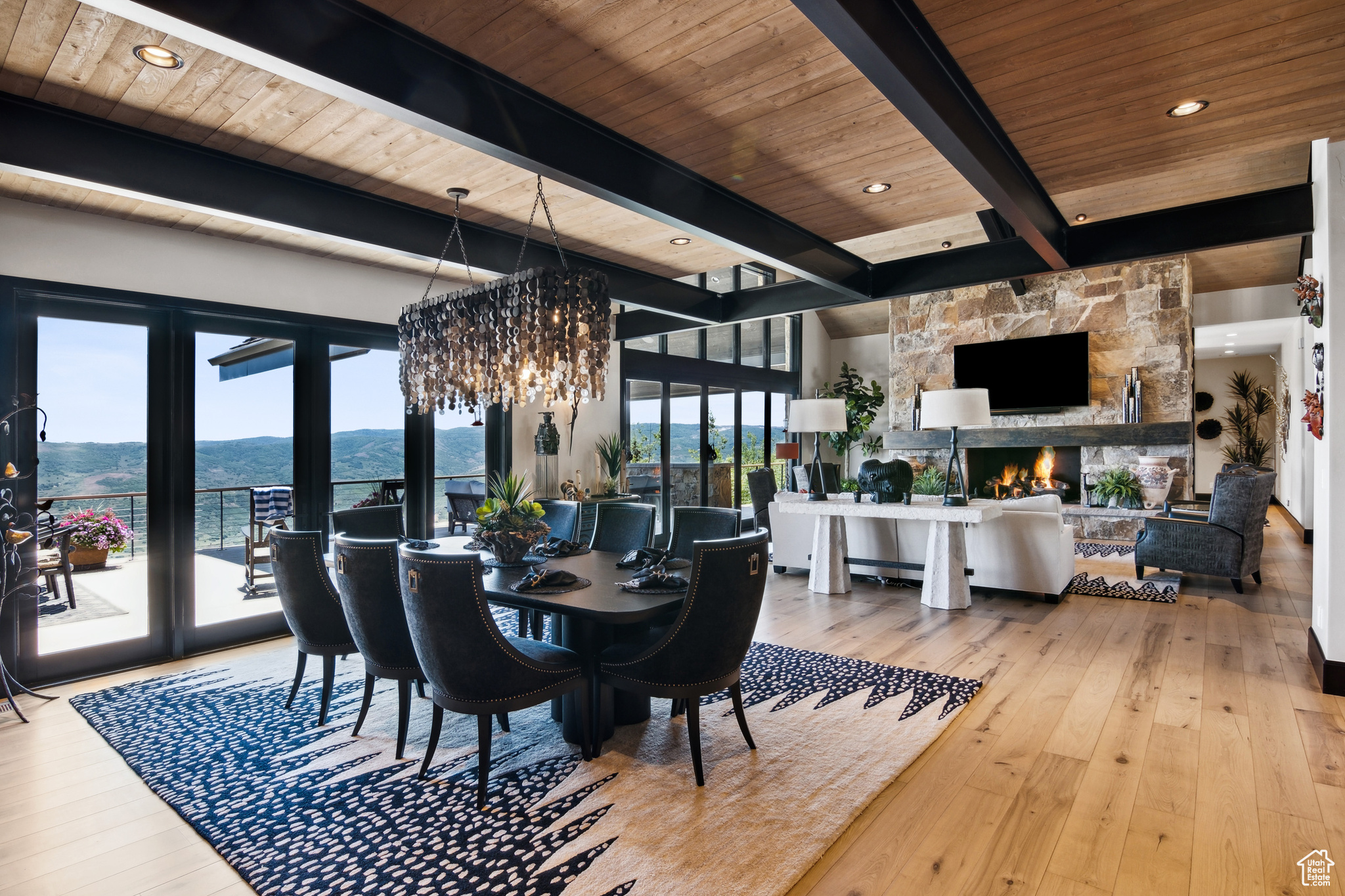9233 CLOUD REST COURT