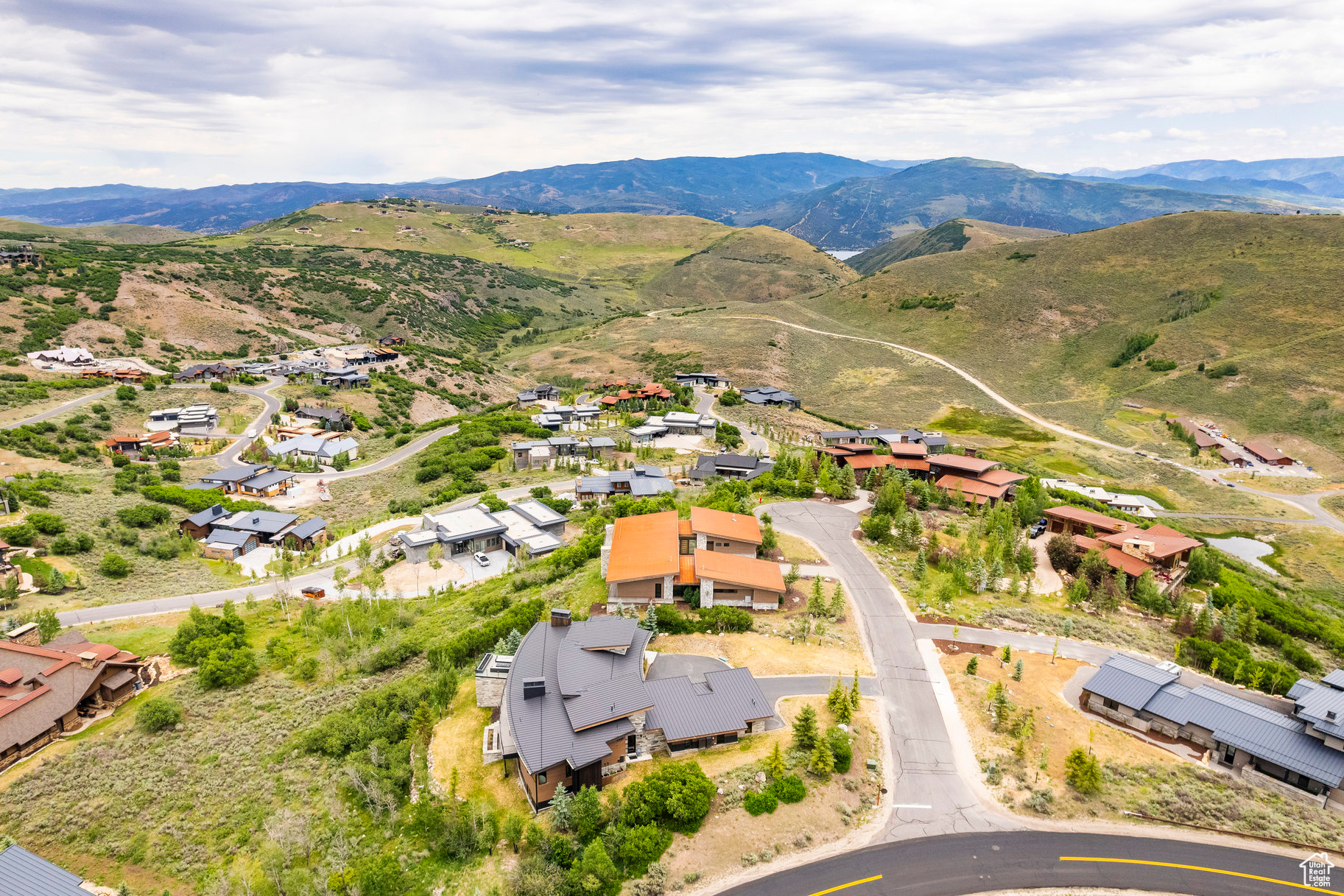 3699 E ASPEN PT