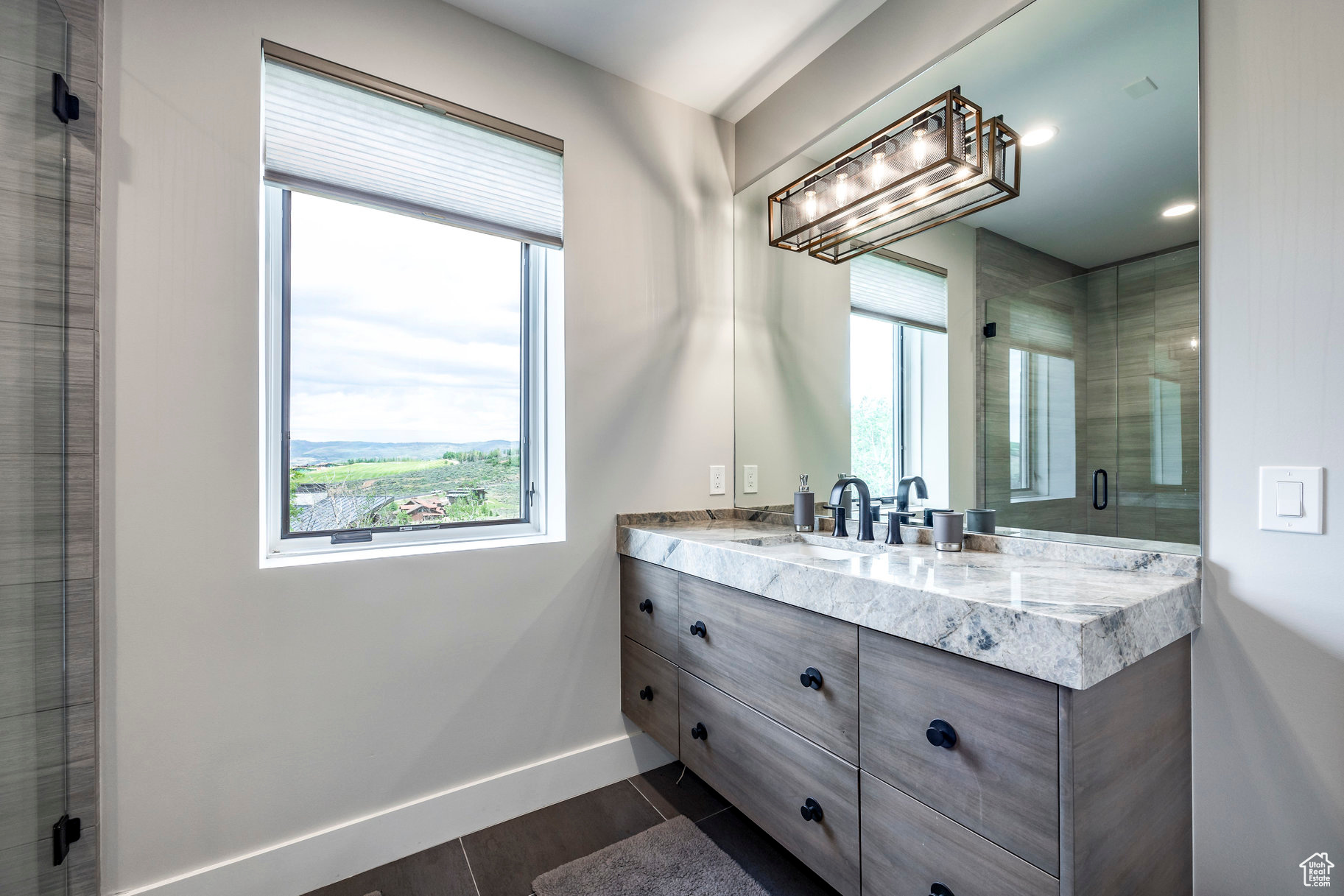 3699 E ASPEN PT