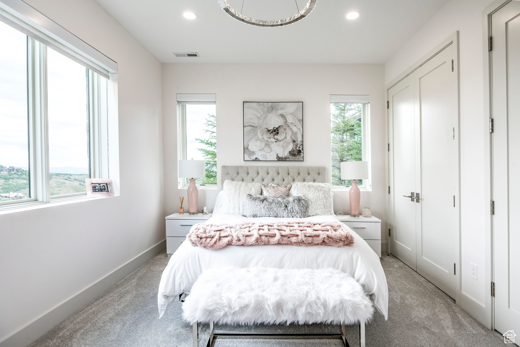 3699 E ASPEN PT
