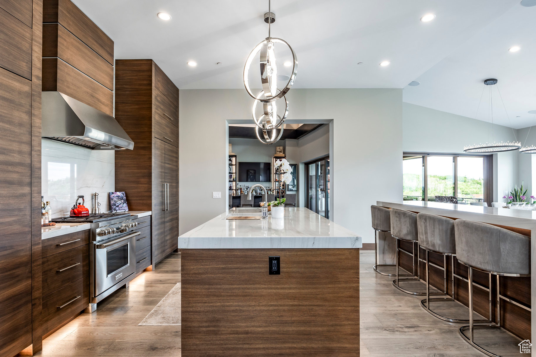 3699 E ASPEN PT