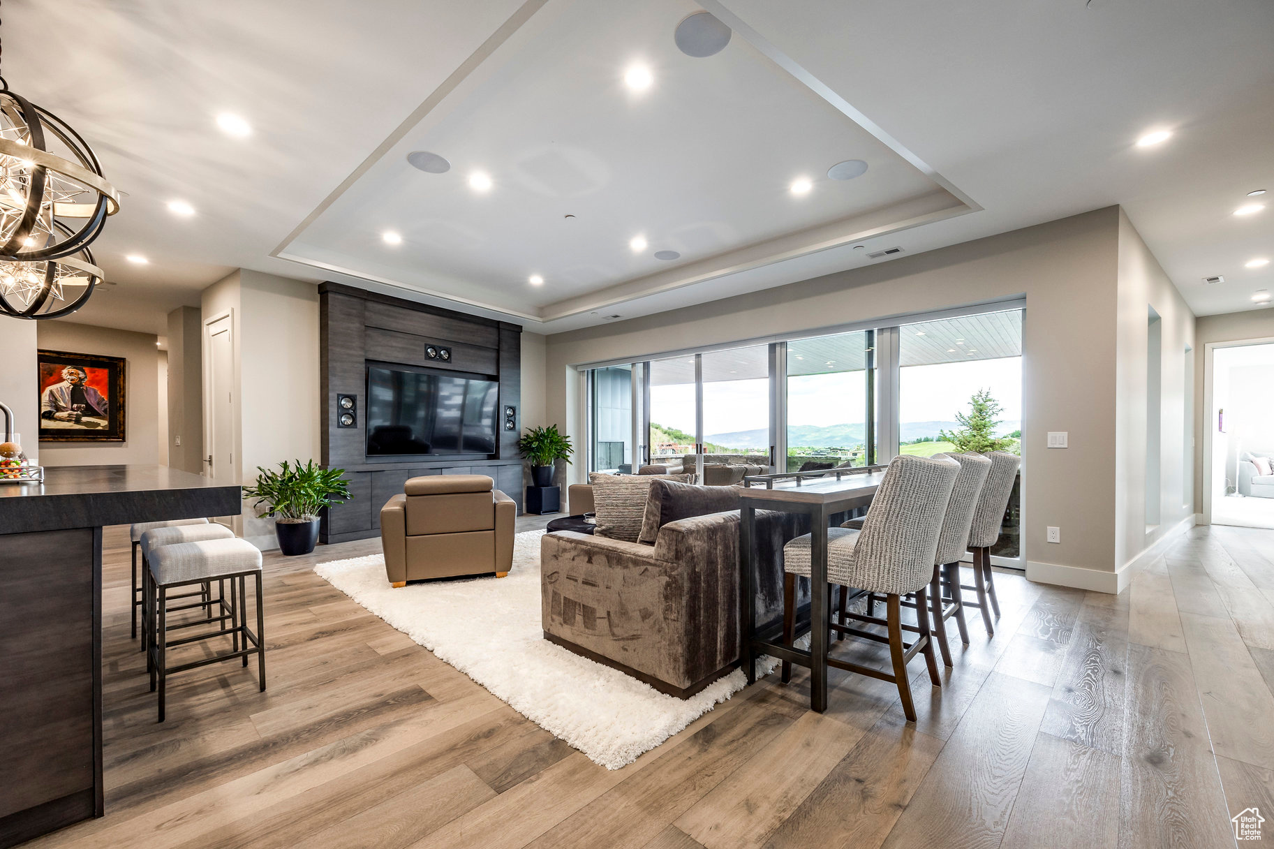 3699 E ASPEN PT