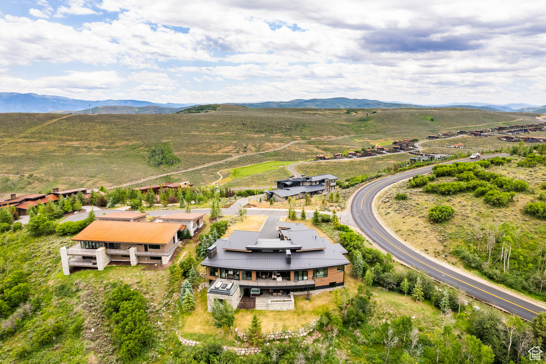 3699 E ASPEN PT