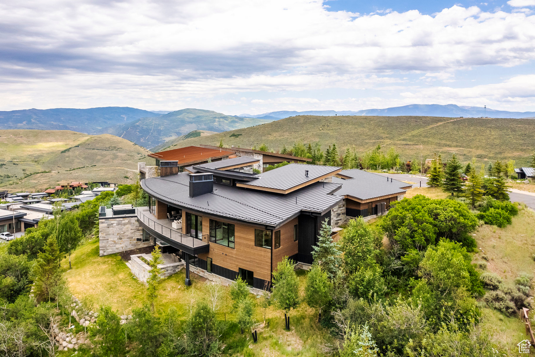 3699 E ASPEN PT