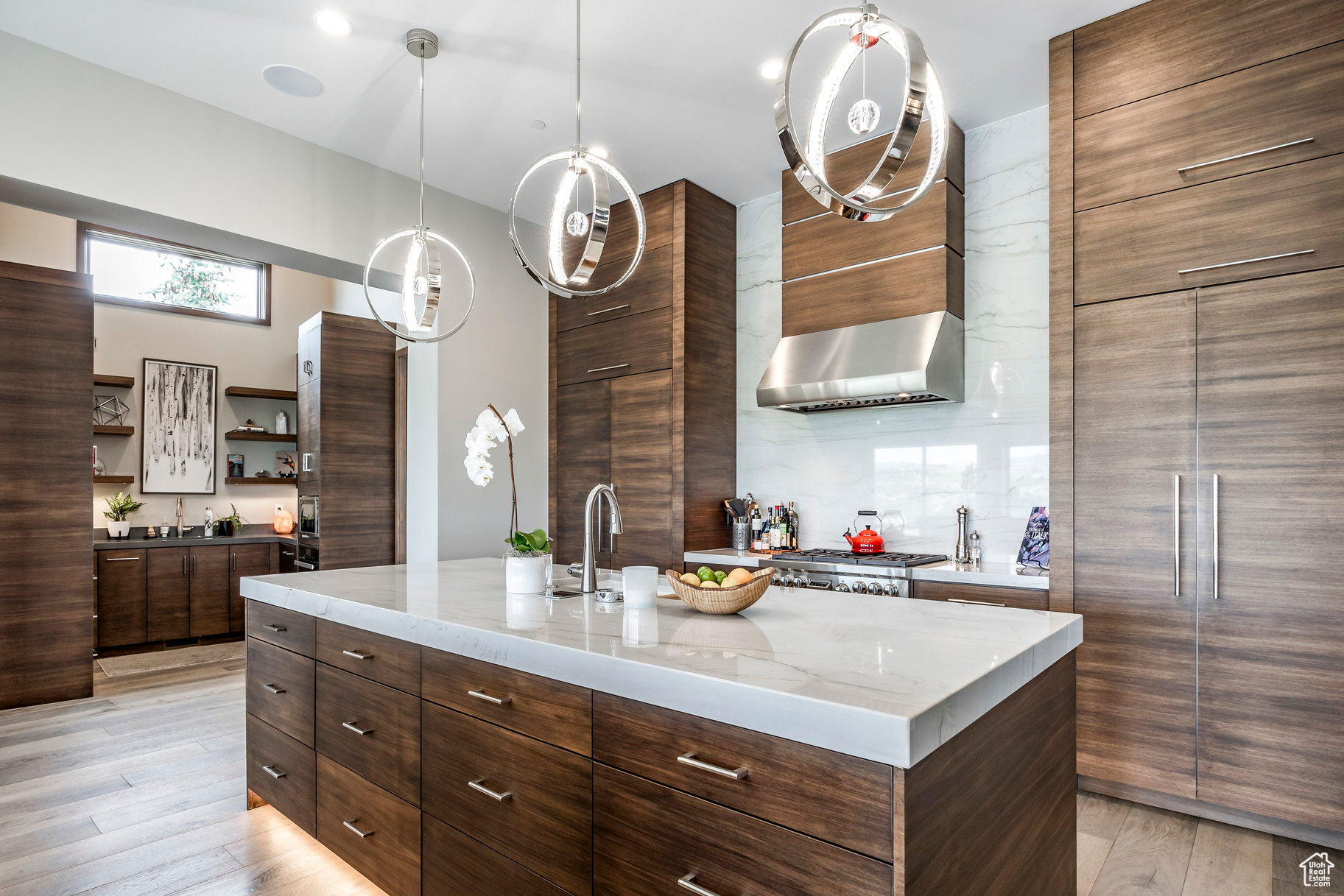 3699 E ASPEN PT