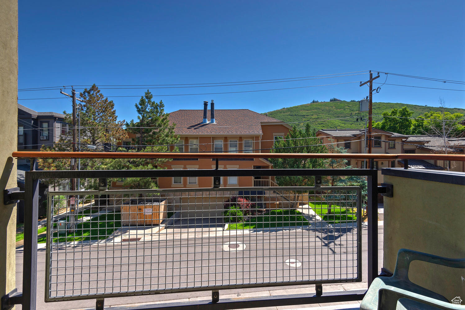 1482 EMPIRE AVE #115