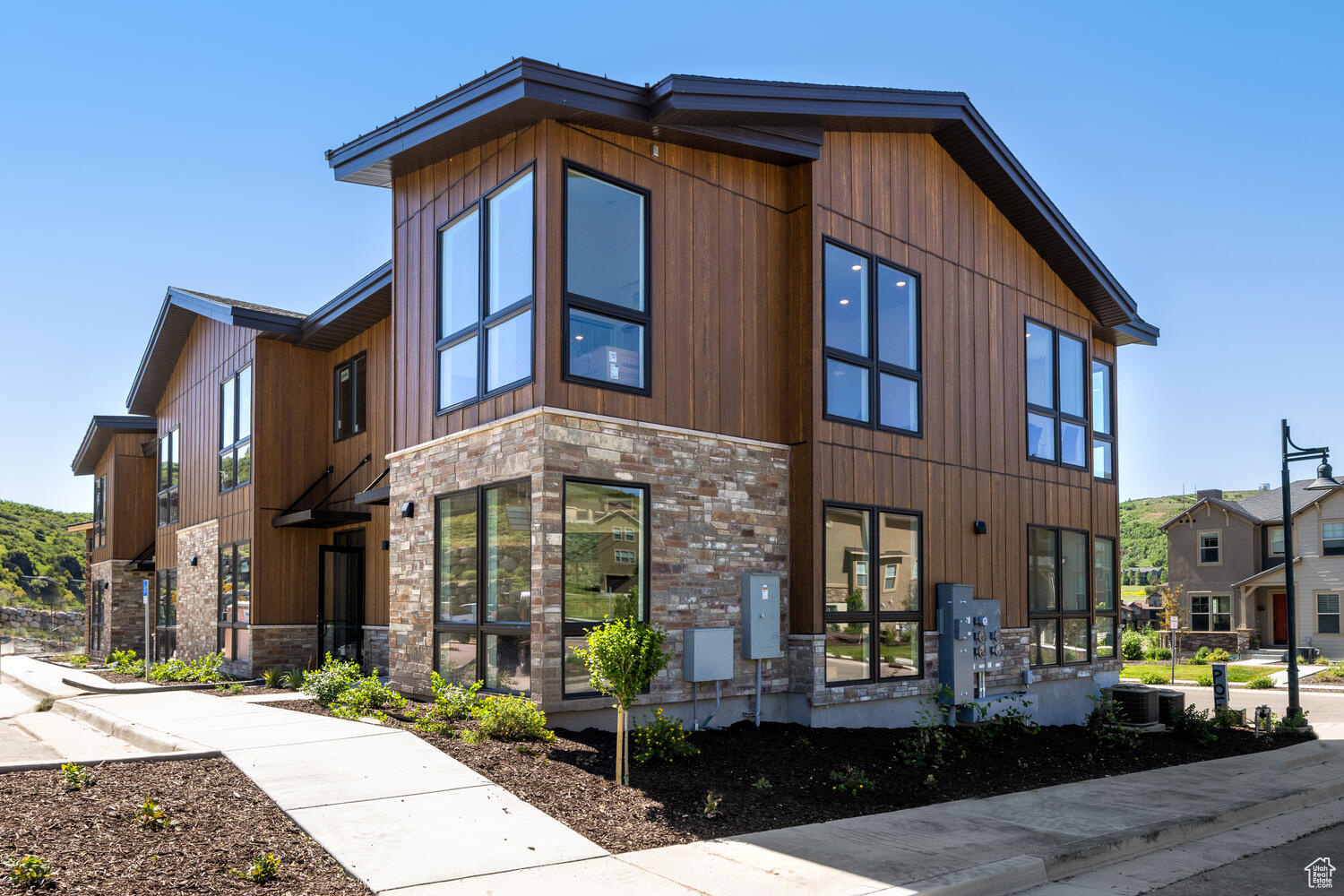 1032 W WASATCH SPRINGS RD #4