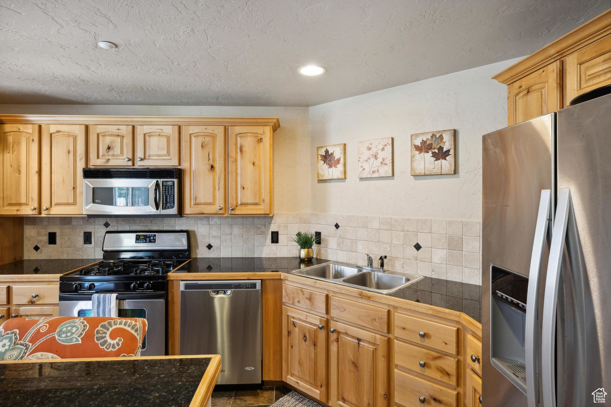 6163 FOX POINTE CIR #A1