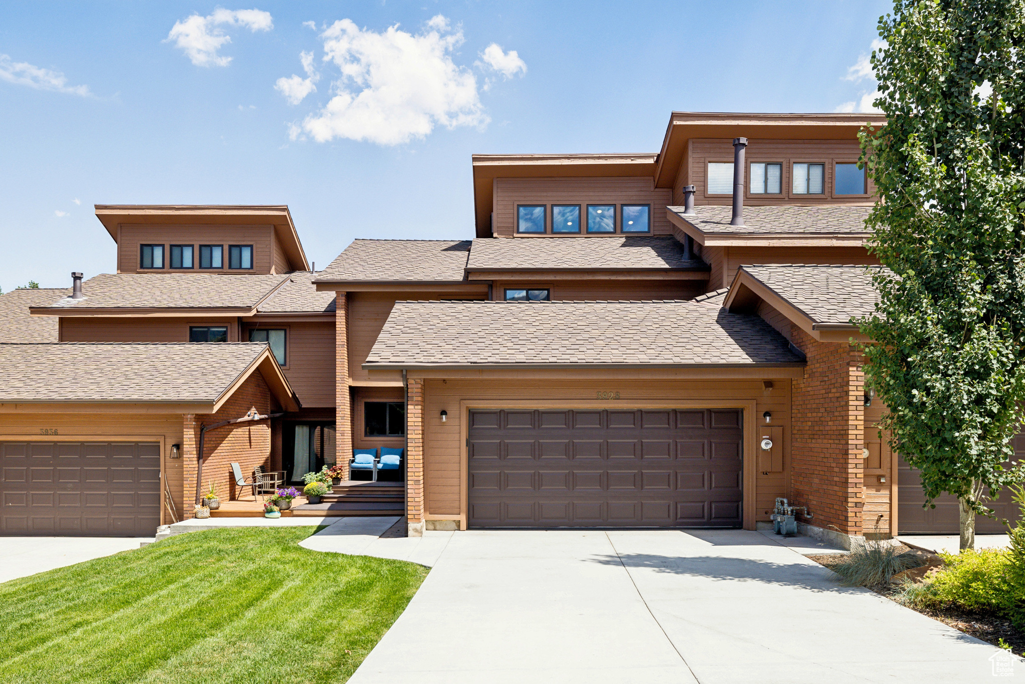 3928 VILLAGE ROUND DR