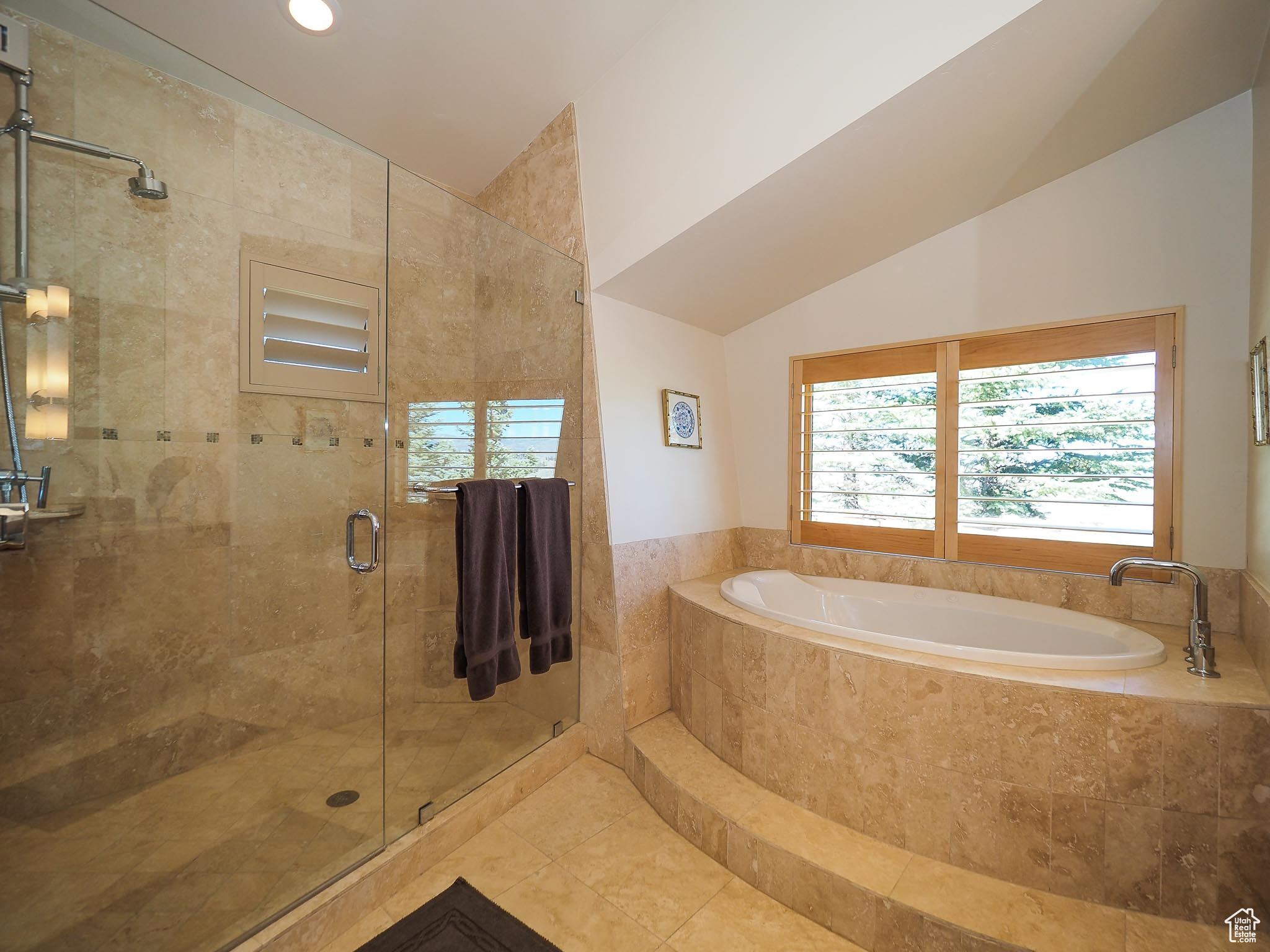 2949 ARROWHEAD TRL
